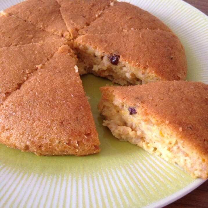 炊飯器で！かぼちゃとグラノーラのヨーグルトケーキ